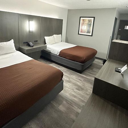 Magnuson Hotel Fort Wayne North - Coliseum Ngoại thất bức ảnh