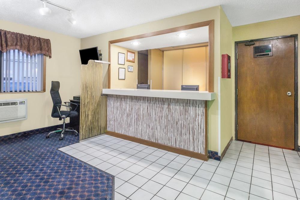 Magnuson Hotel Fort Wayne North - Coliseum Ngoại thất bức ảnh