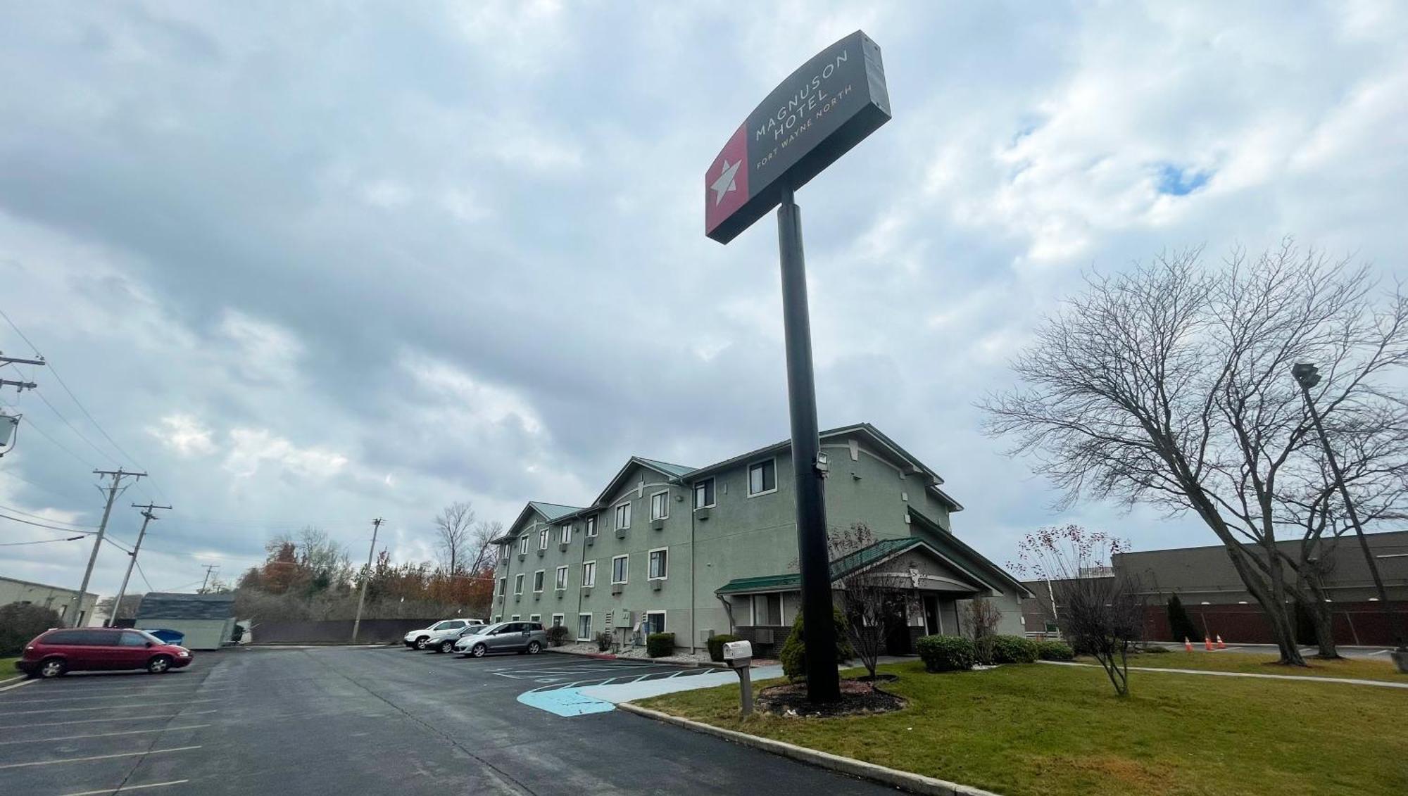 Magnuson Hotel Fort Wayne North - Coliseum Ngoại thất bức ảnh