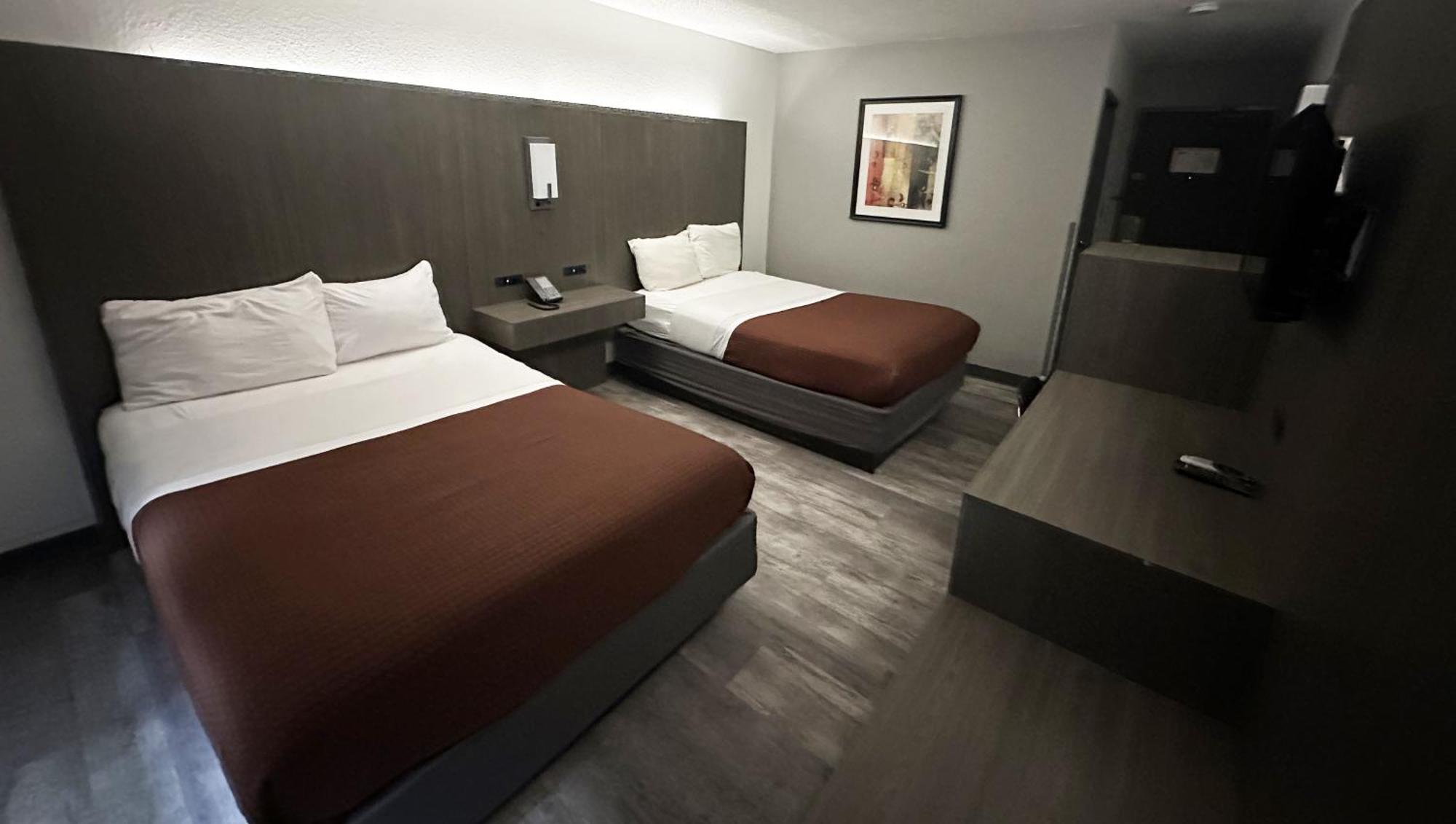 Magnuson Hotel Fort Wayne North - Coliseum Ngoại thất bức ảnh