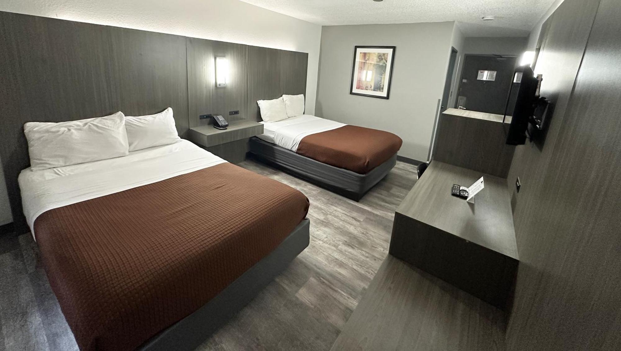 Magnuson Hotel Fort Wayne North - Coliseum Ngoại thất bức ảnh