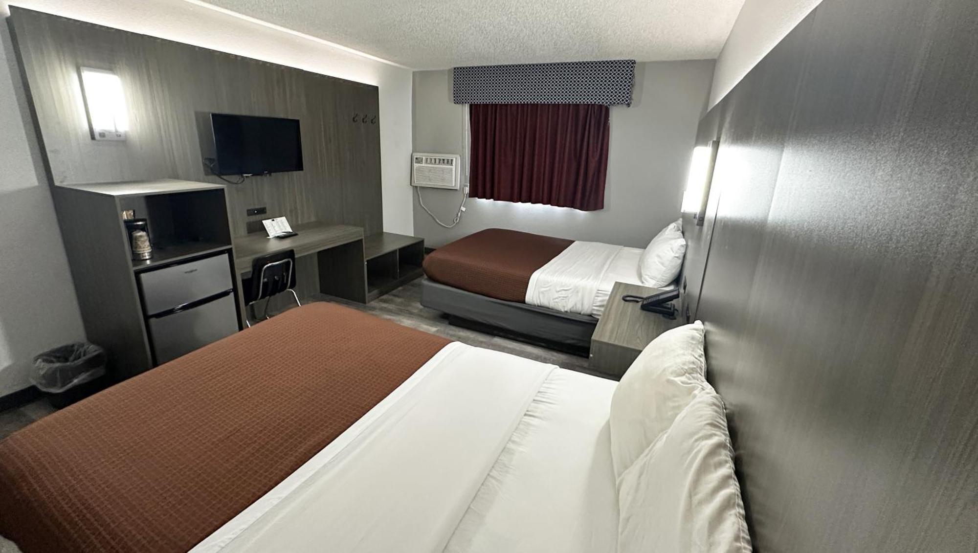 Magnuson Hotel Fort Wayne North - Coliseum Ngoại thất bức ảnh