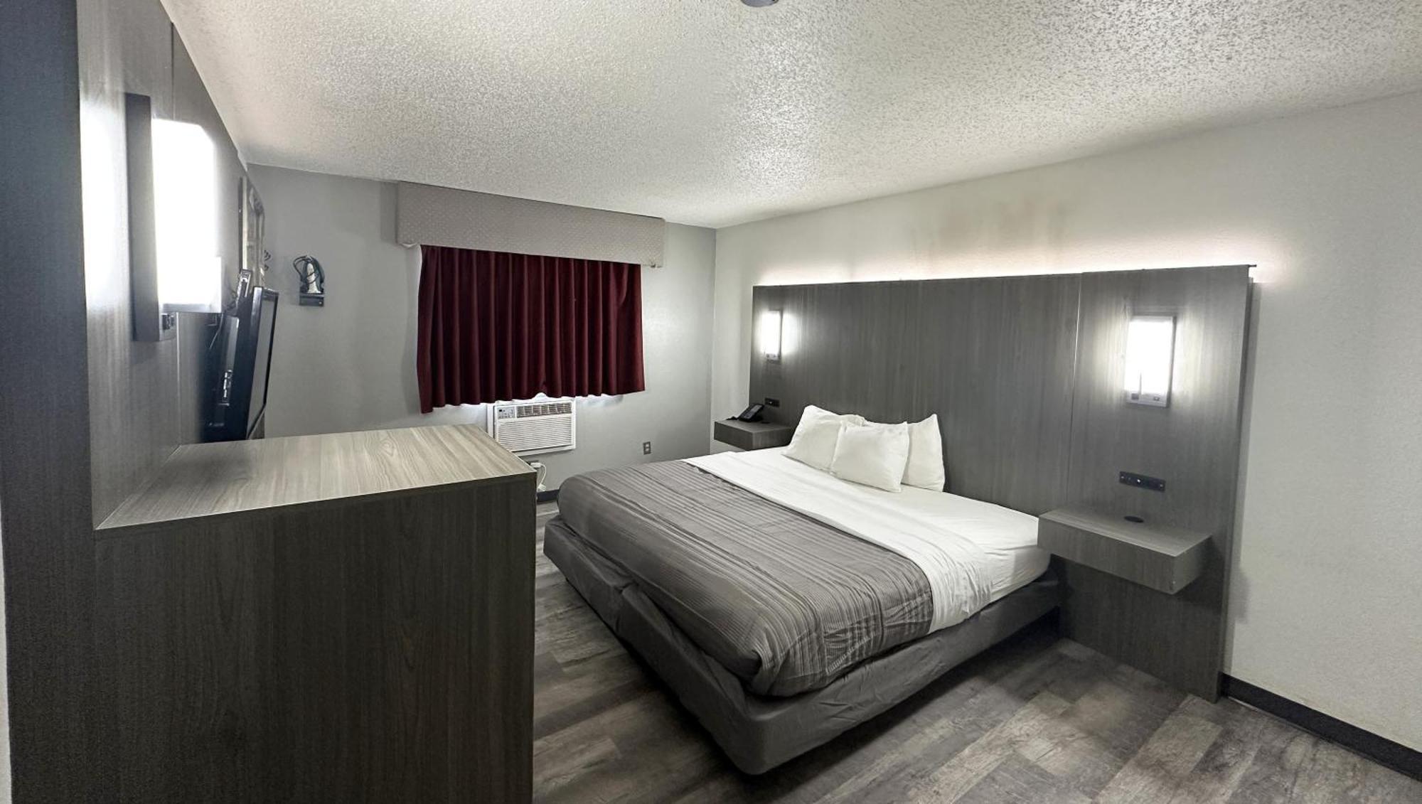 Magnuson Hotel Fort Wayne North - Coliseum Ngoại thất bức ảnh