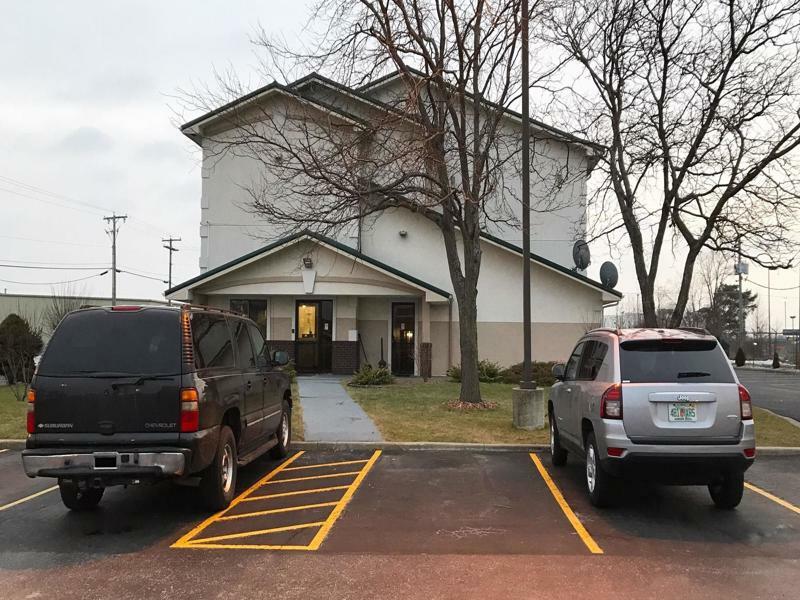 Magnuson Hotel Fort Wayne North - Coliseum Ngoại thất bức ảnh