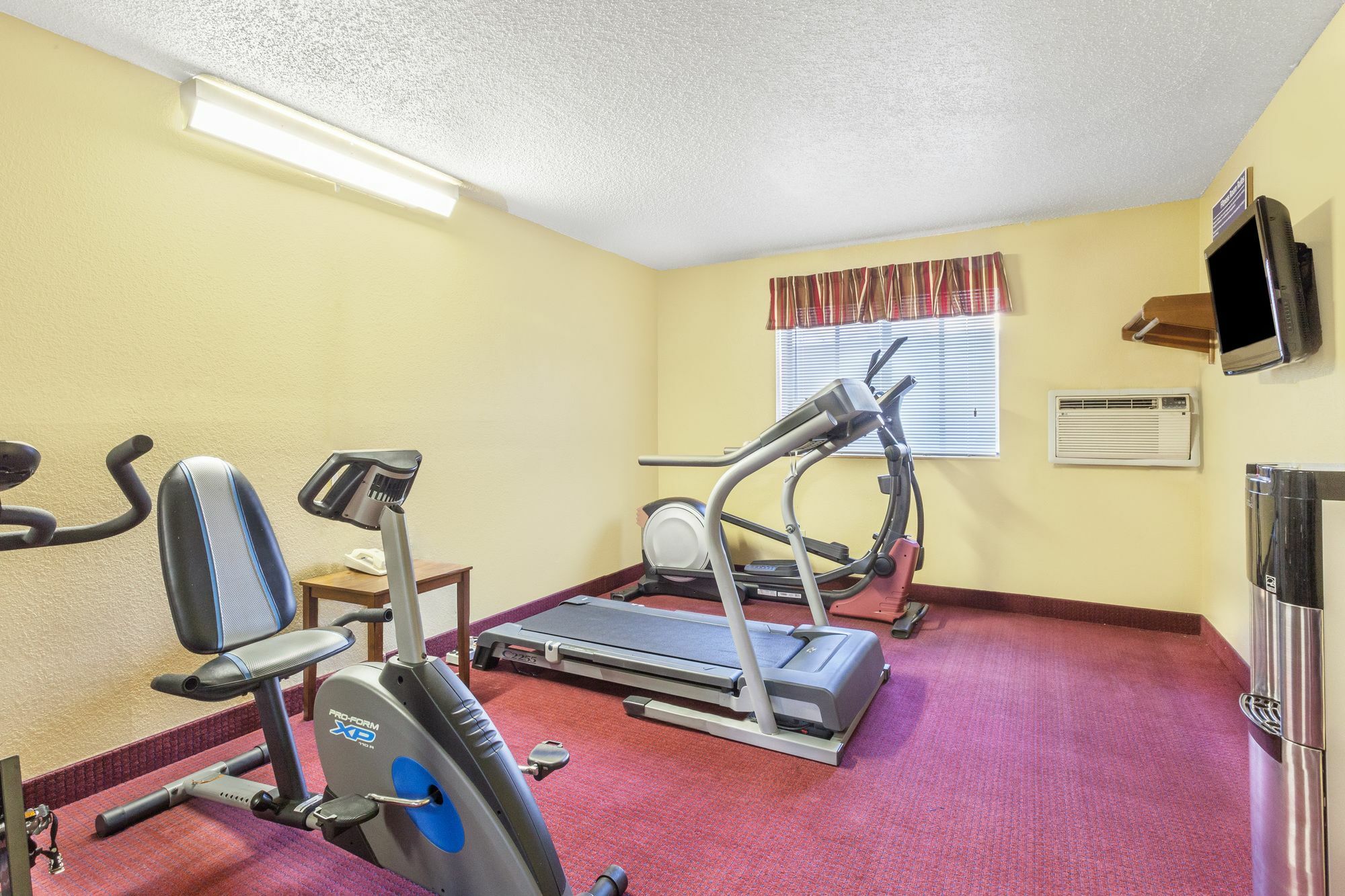 Magnuson Hotel Fort Wayne North - Coliseum Ngoại thất bức ảnh
